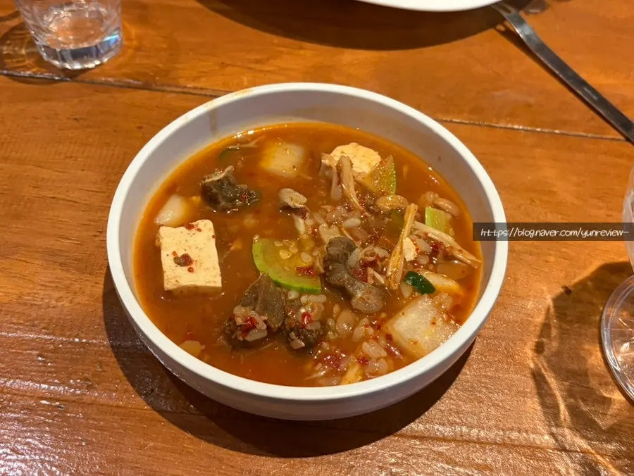 Doenjang sulbap with premium beef rib bone meat