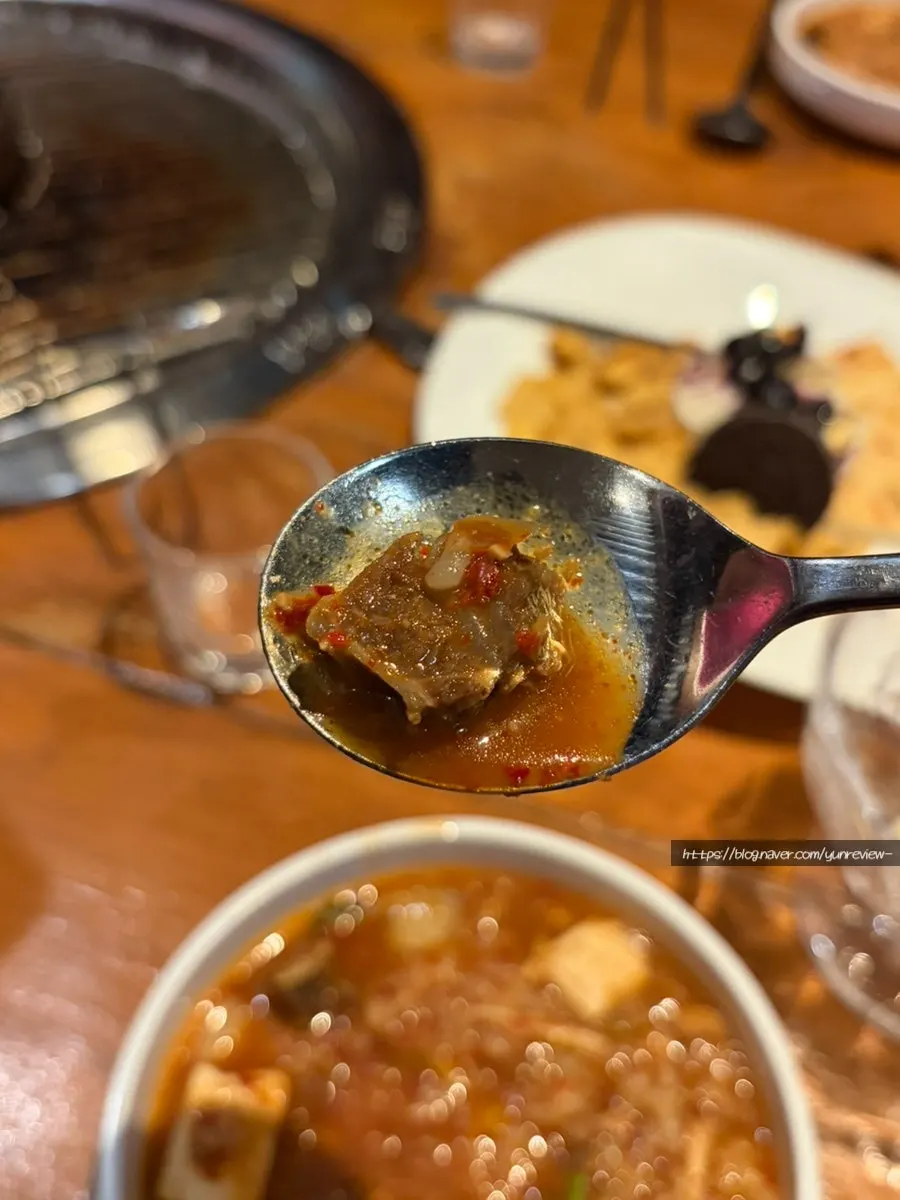 Doenjang sulbap with meat, tofu, and vegetables