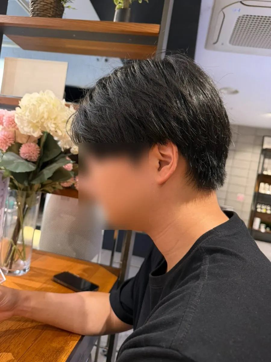 Before hairstyle, long and frizzy before treatment