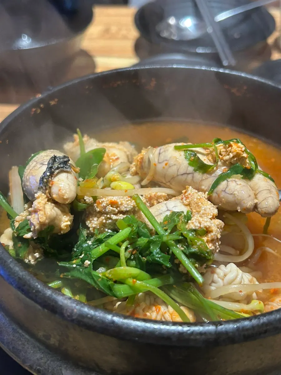 Altang với trứng cá và gonni