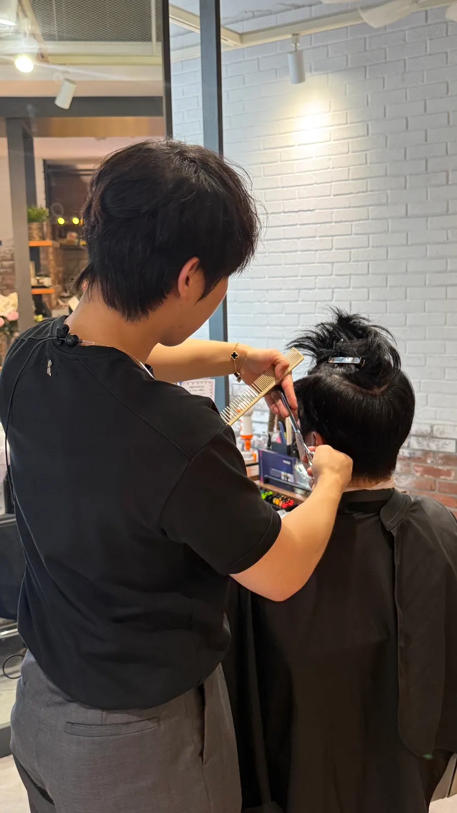 カットと頭皮ケアコースの進行