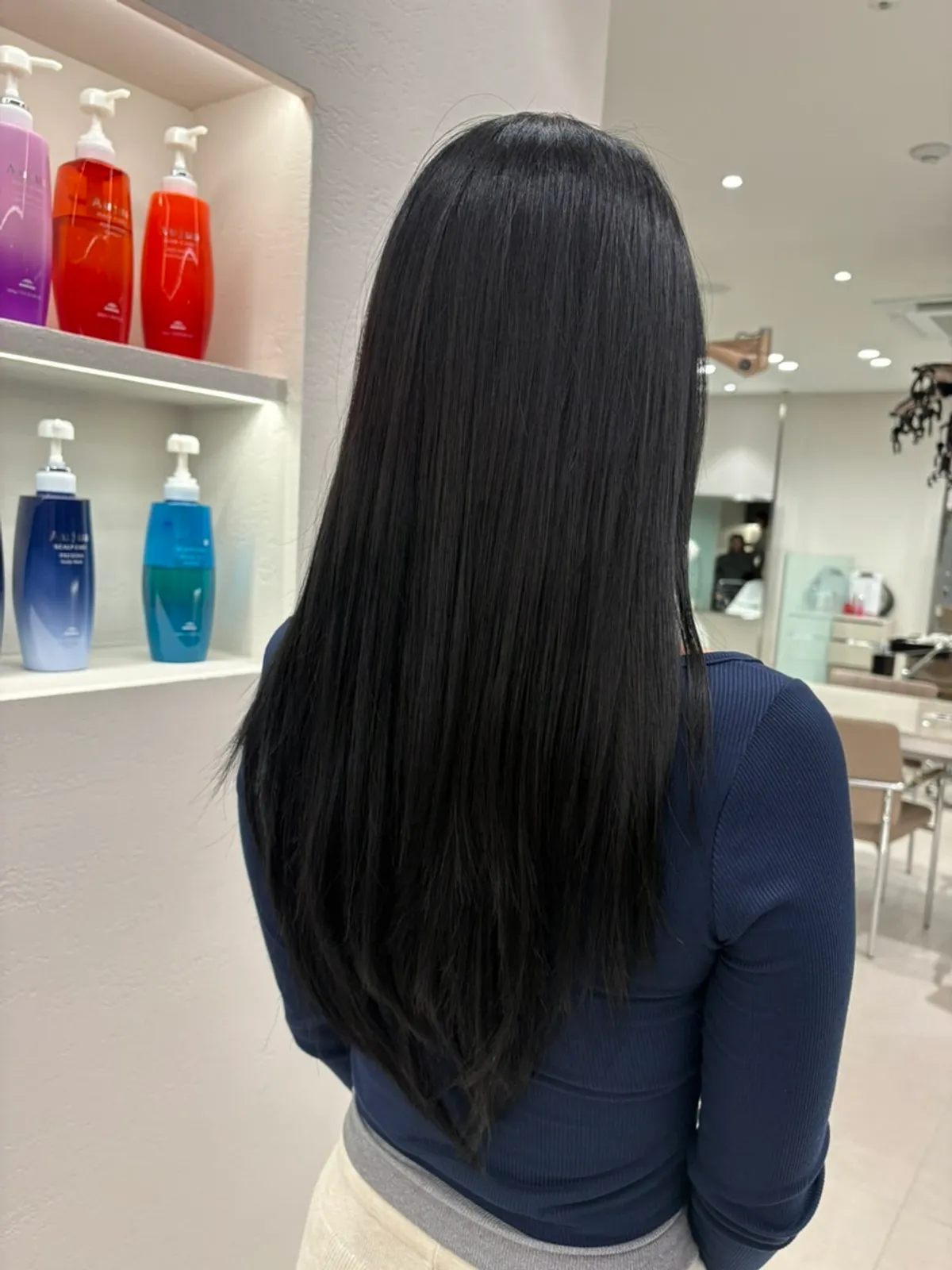 Featured image of black hair coloring at a Gwacheon hair salon