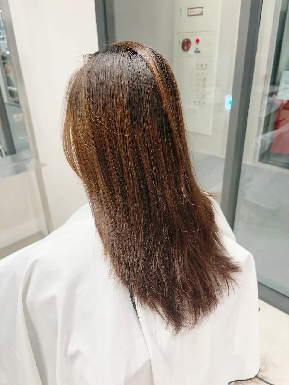 레이어컷을 먼저 마친 뒤 뒷모습