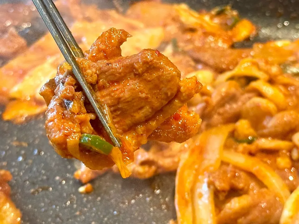 Duck stir-fry tossed in sauce