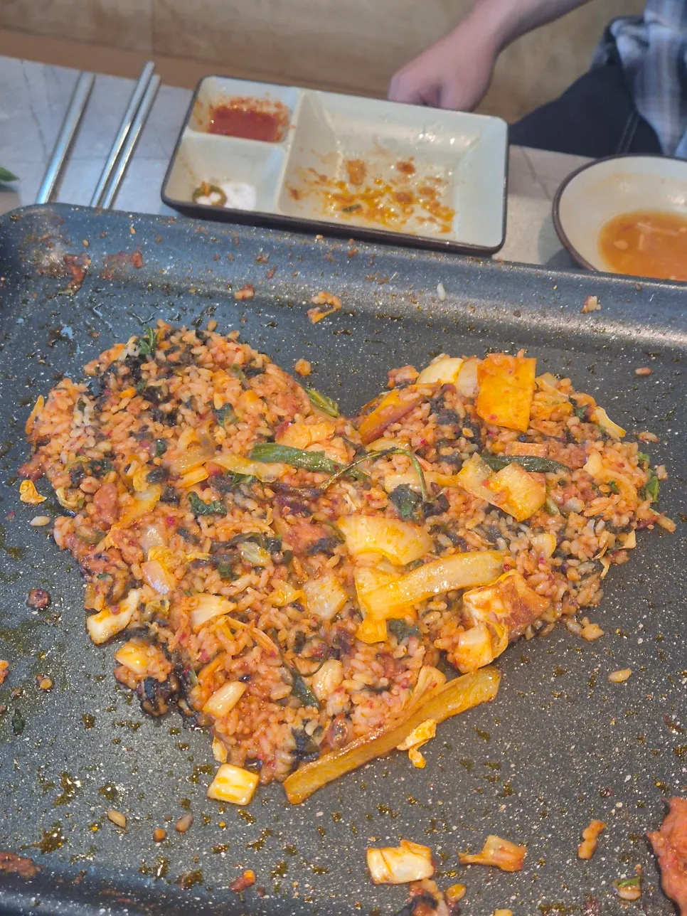 오리고기와 함께 먹은 볶음밥 한 그릇