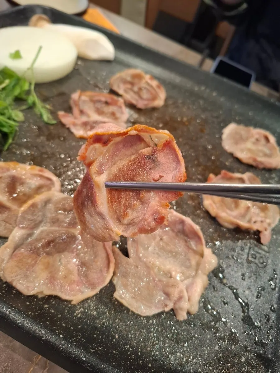 Gwacheon duck chadol couple set with special sauce at Deo Chadol