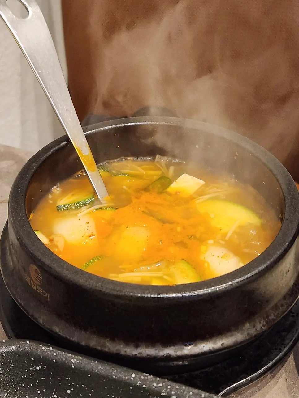 뚝배기에 나온 된장찌개