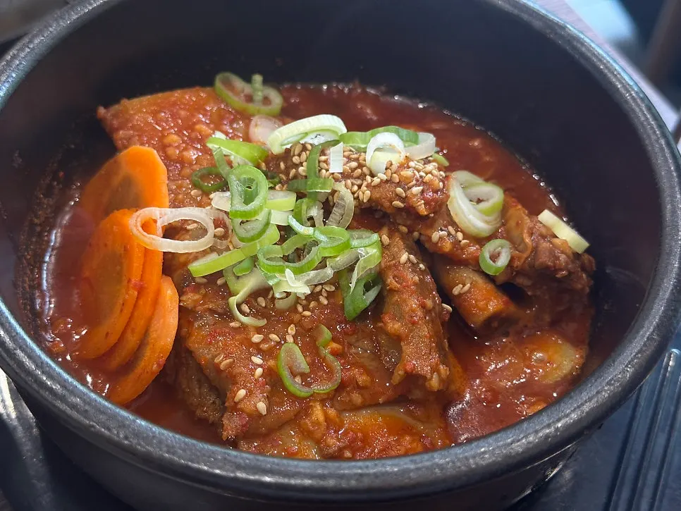 뼈에서 분리되는 야들야들한 갈비살