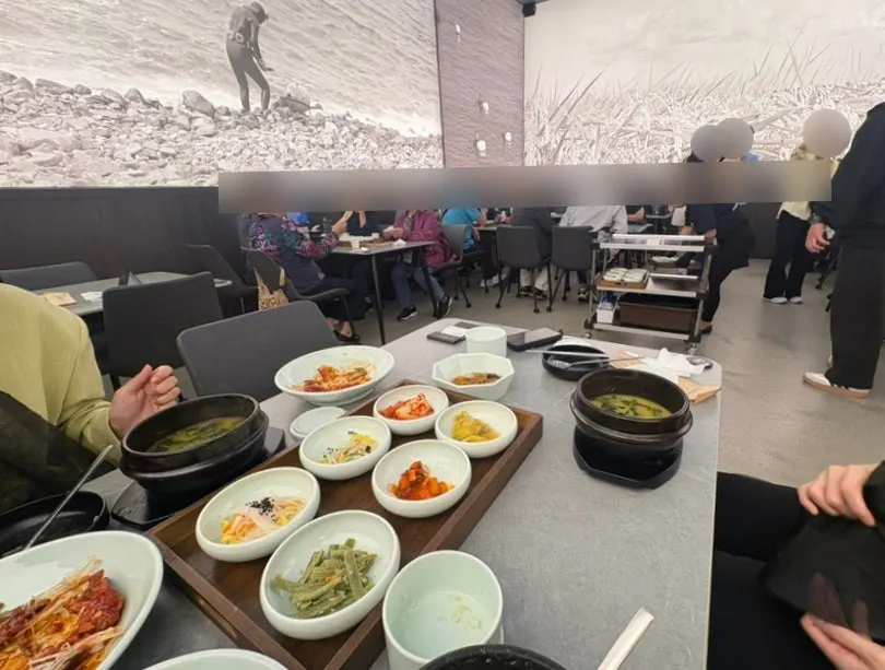 Interior hall of Haenon Miyeok set up for group seating