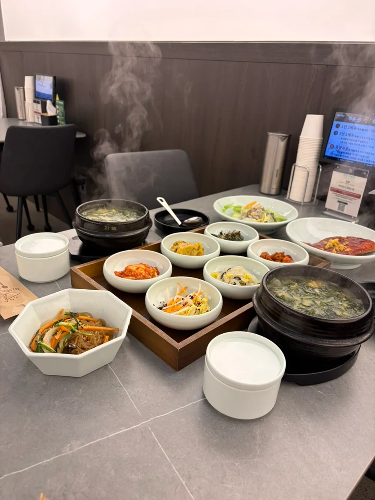해논미역 과천직영점 미역국 정찬 상차림