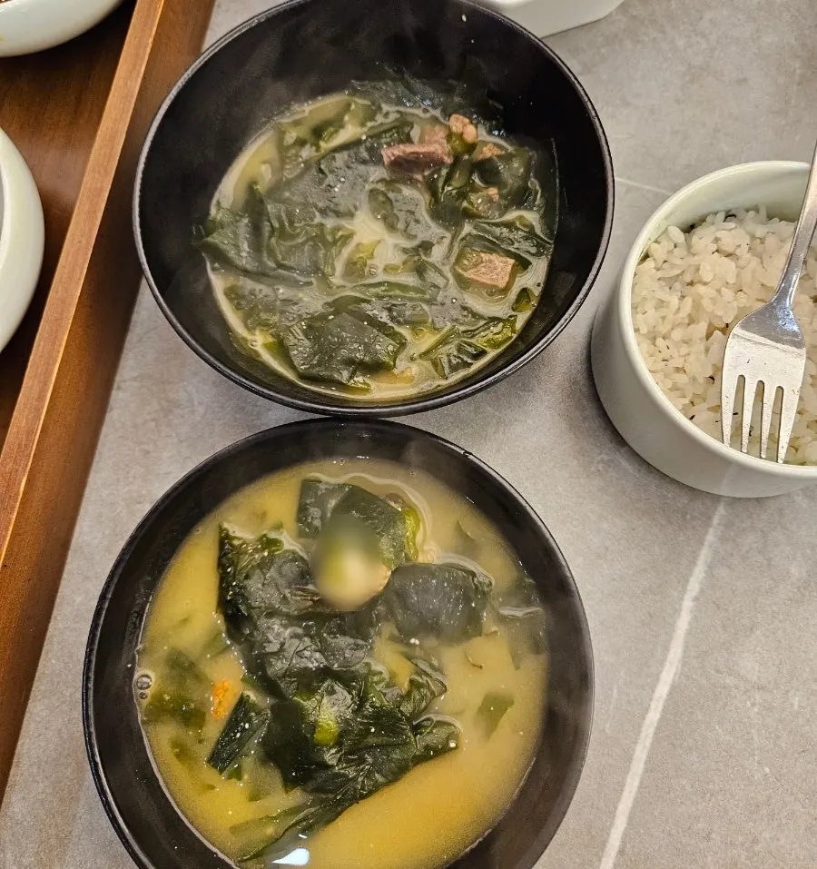 Scallop seaweed soup packed with plump scallops