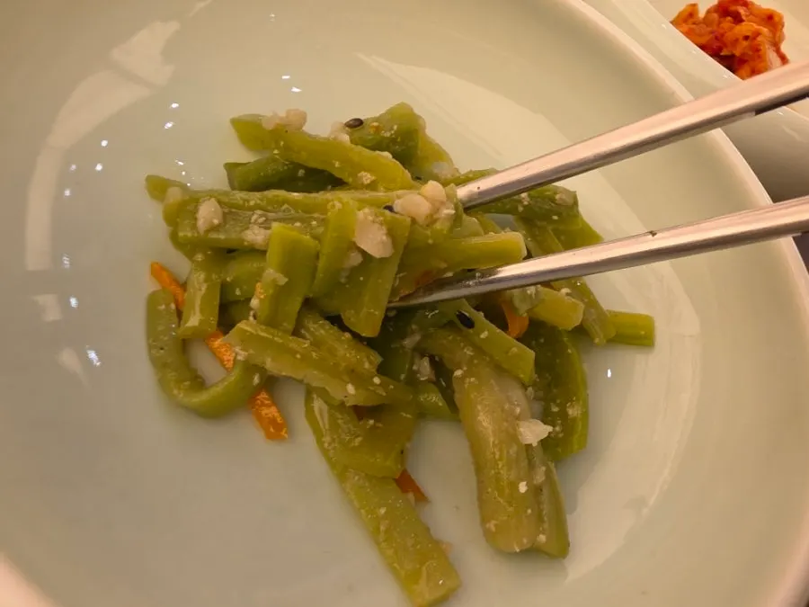 궁채무침과 열무김치 반찬