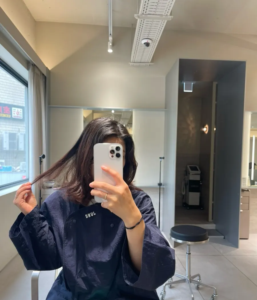 Getting a hair consultation