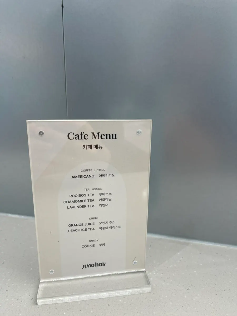 Drinks and snacks served during the wait