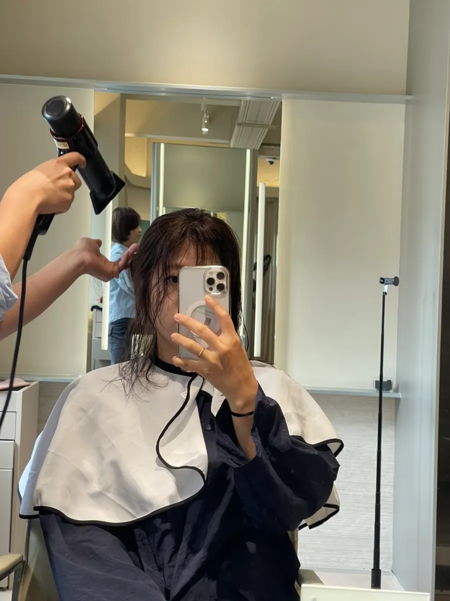 Matching roots to existing hair color