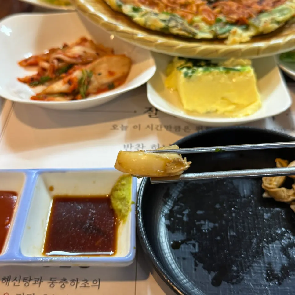 Thick live abalone and pen shell
