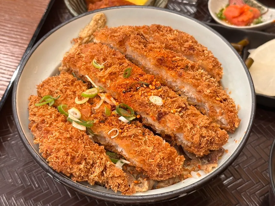 Katsu-don with egg and sauce