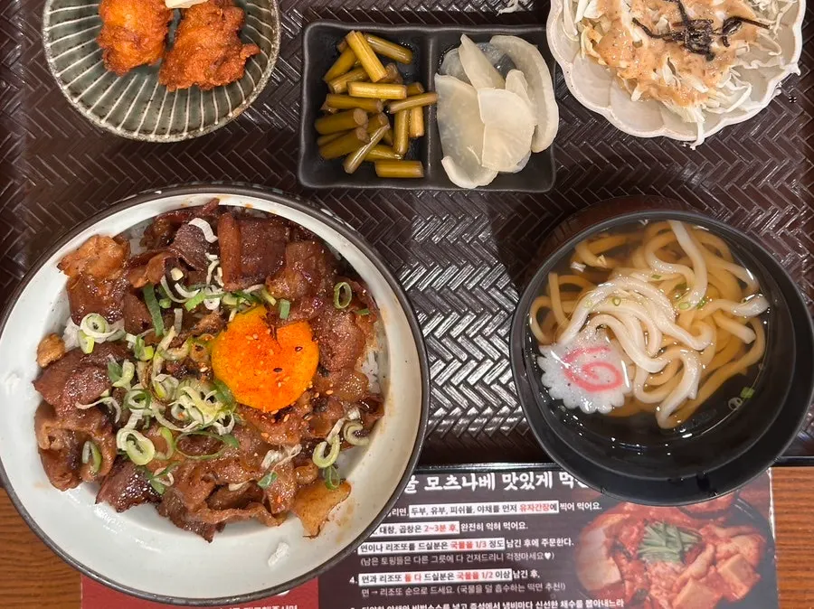 Bowl of butadon with seasoned pork