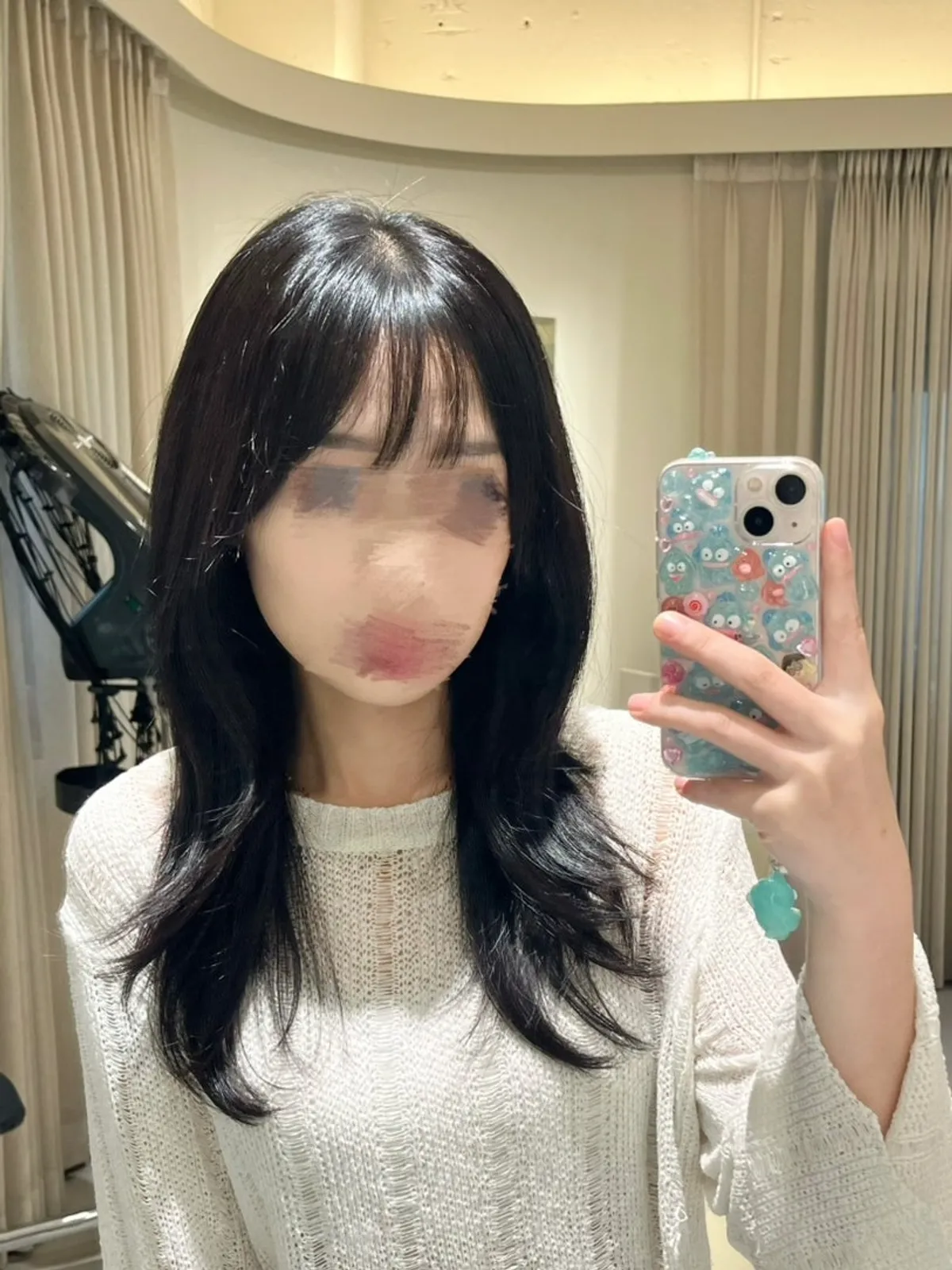 얼굴형 컨설팅 후 옆볼륨 C컬 스타일