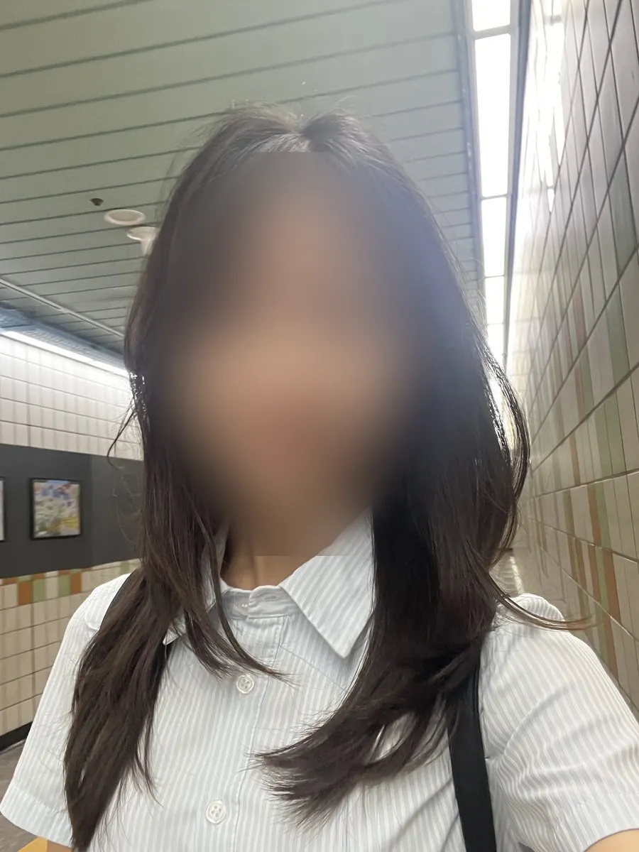 Final shot of the layered cut before leaving the salon
