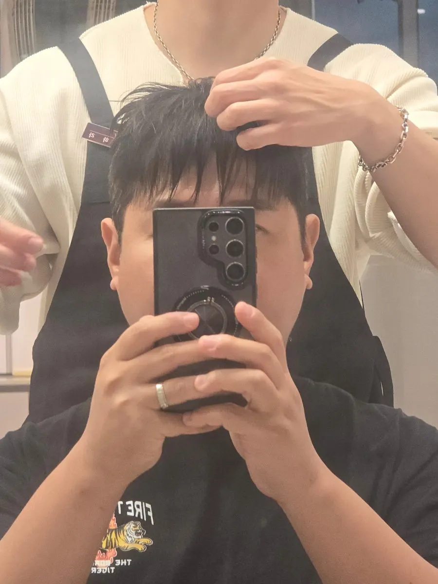 자연스러운 분위기의 시그니처 펌 스타일