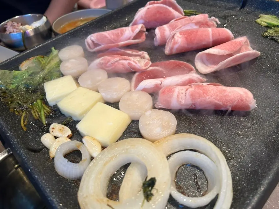 추가분 오리차돌을 굽는 불판