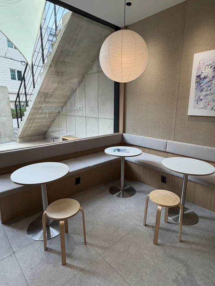 Clean-vibe 1st floor indoor seating
