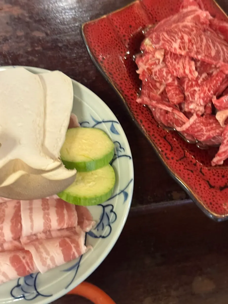 The table at Bisyoku Gwangan Branch near the end of the meal