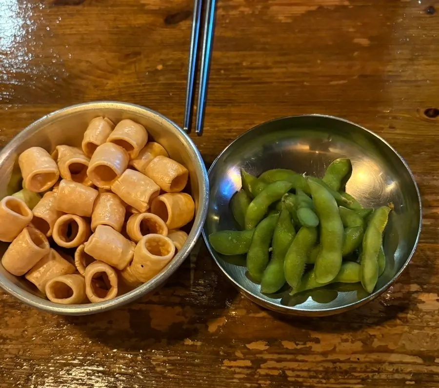 Six kinds of skewers ordered at Moknal