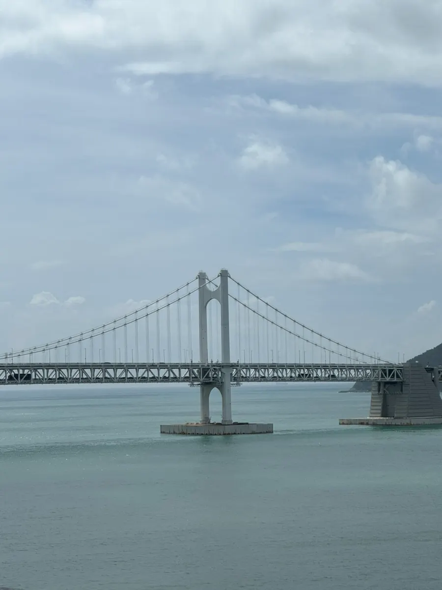 7층에서 내려다본 광안리 바다