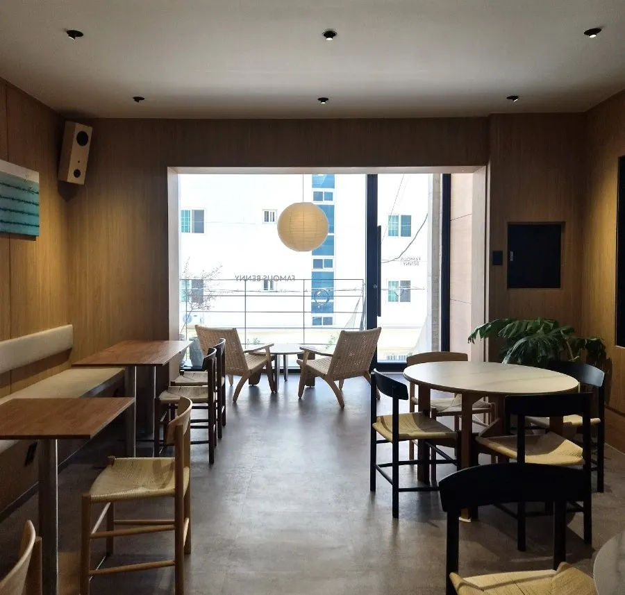 Clean overall view of Famous Benny's 1st floor interior