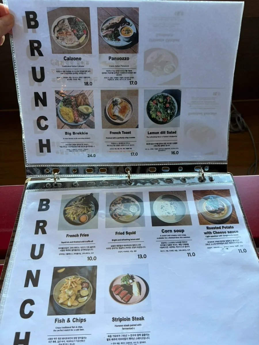 Menu page featuring pizza and pasta
