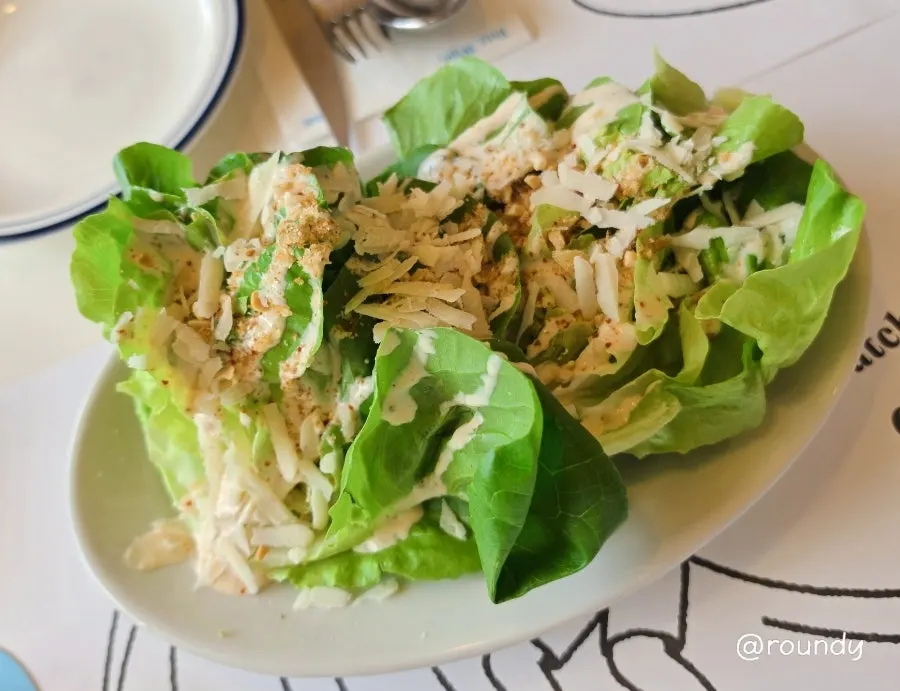 House salad with ranch dressing