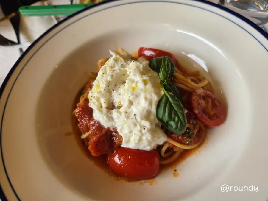 Tomato pasta at Extra Mile in Gwangalli