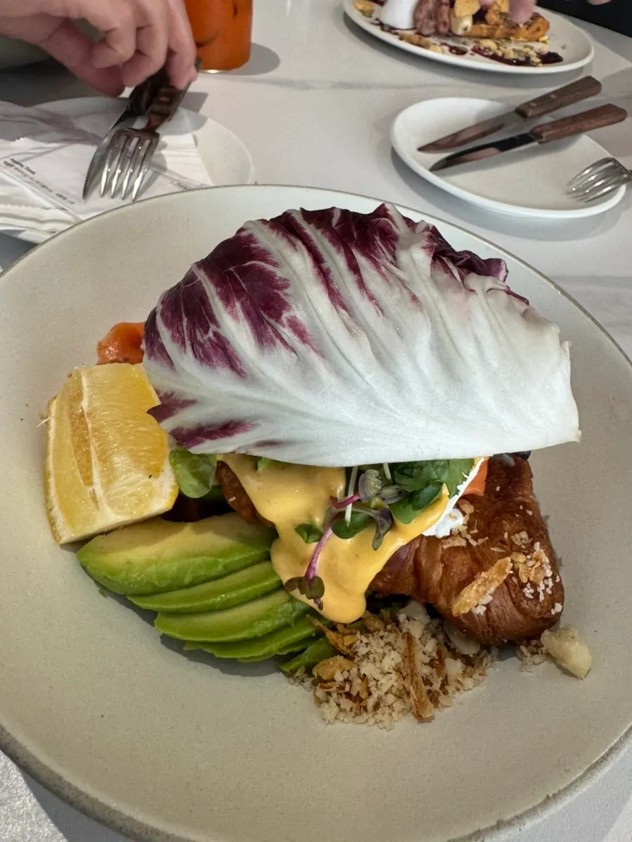 Ảnh ghé thăm quán cà phê brunch Famous Benny ở Gwangalli