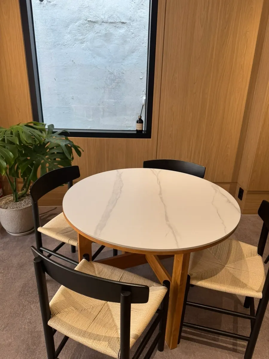 Bàn brunch với không khí thư thái ở Gwangalli