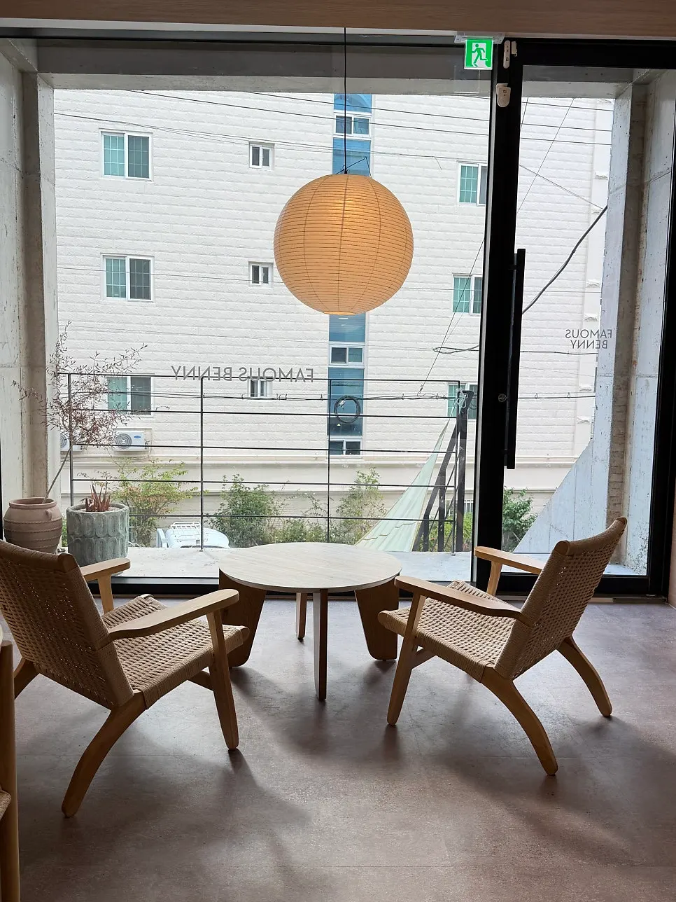 Indoor space leading up to the 2nd floor