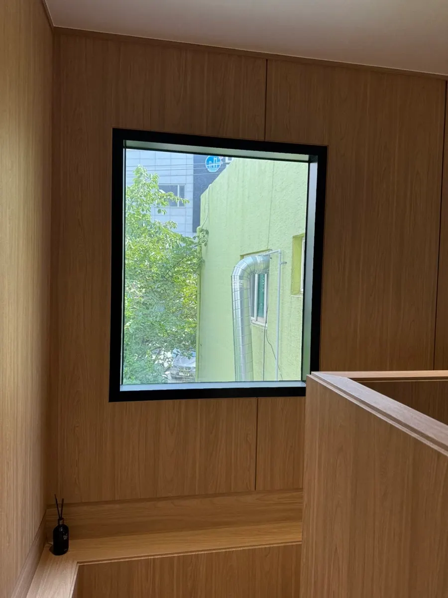 Second-floor space at Famous Benny Gwangalli Branch