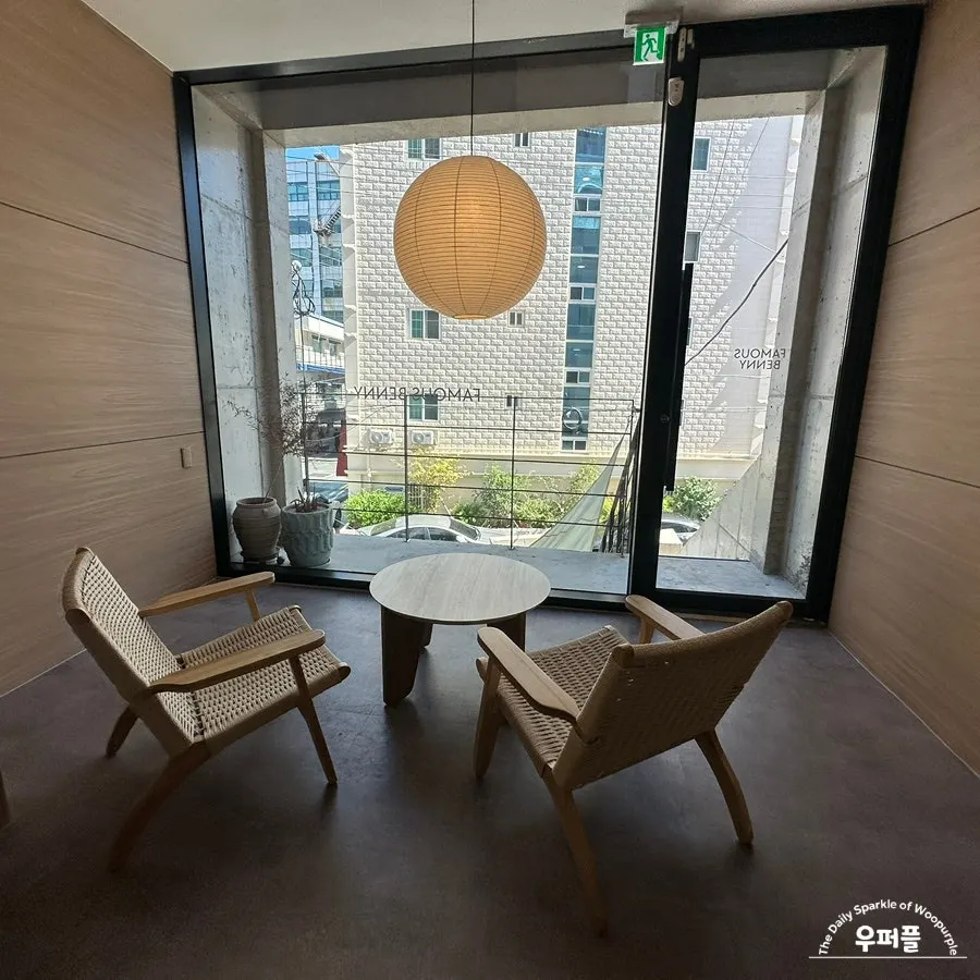 Window seating atmosphere on the 2nd floor of Famous Benny