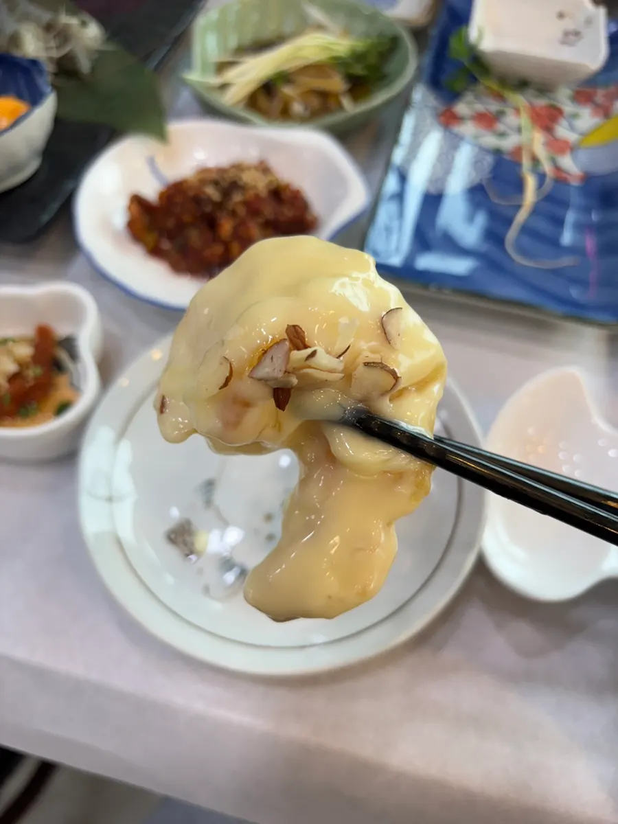 Prepared raw shrimp and seafood