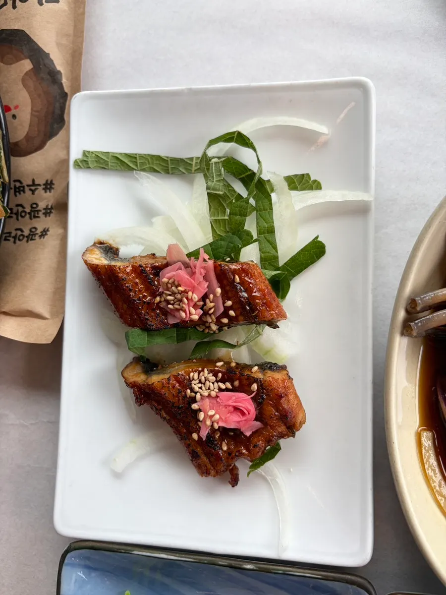 Seafood dishes served without pause