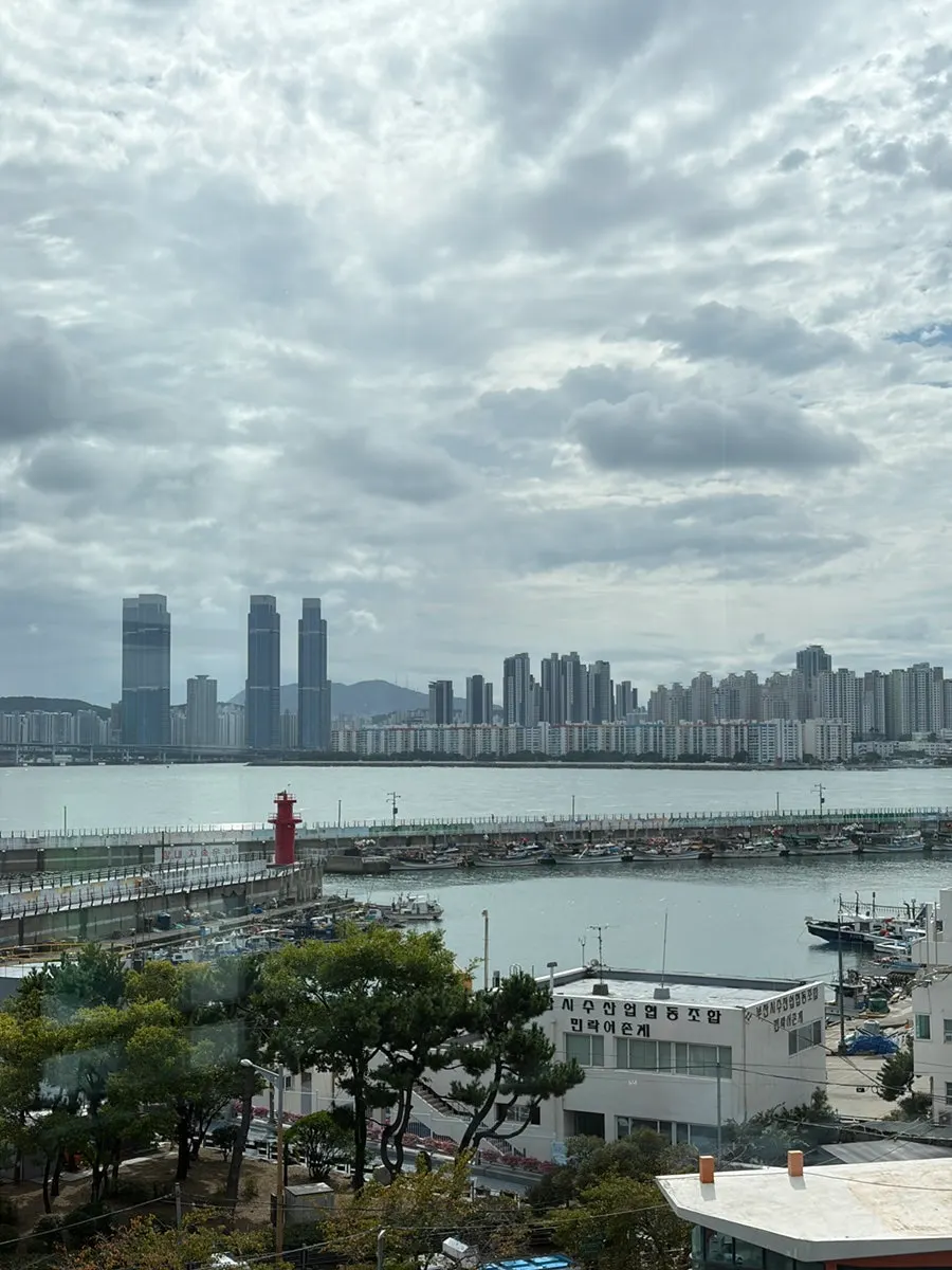 View of the Gwangalli sea through the window near the end of the meal