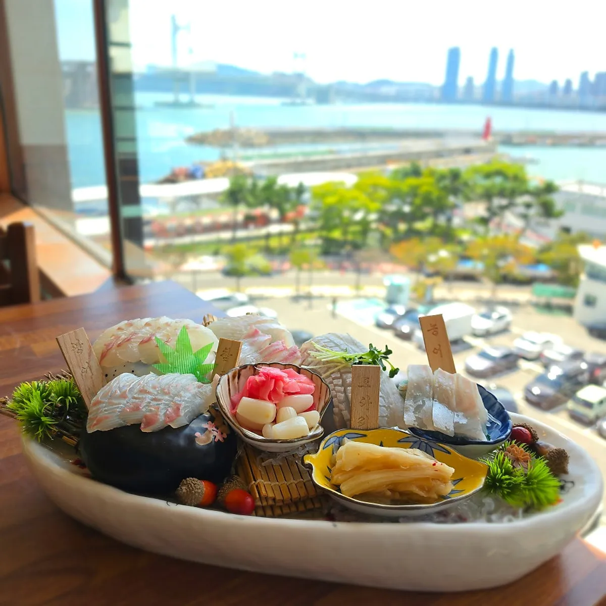 Representative photo of the full Gwanganda Jjji seafood spread