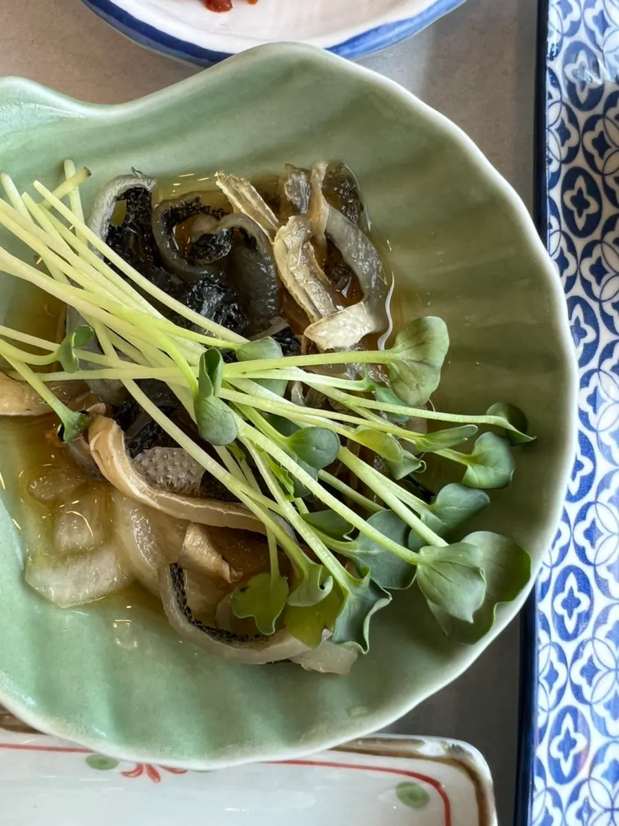 Soy-marinated crab and vegetable salad plates