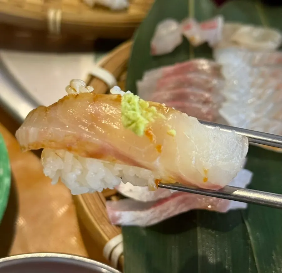 Sashimi piece with makjang and chili