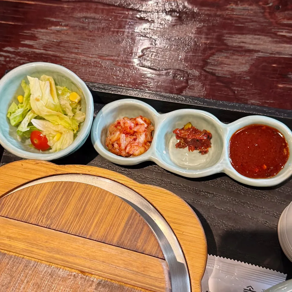 Basic table setting and side dishes at Solsot Gwangalli