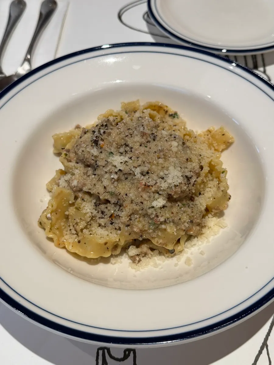 Extra Mile's white ragu pasta