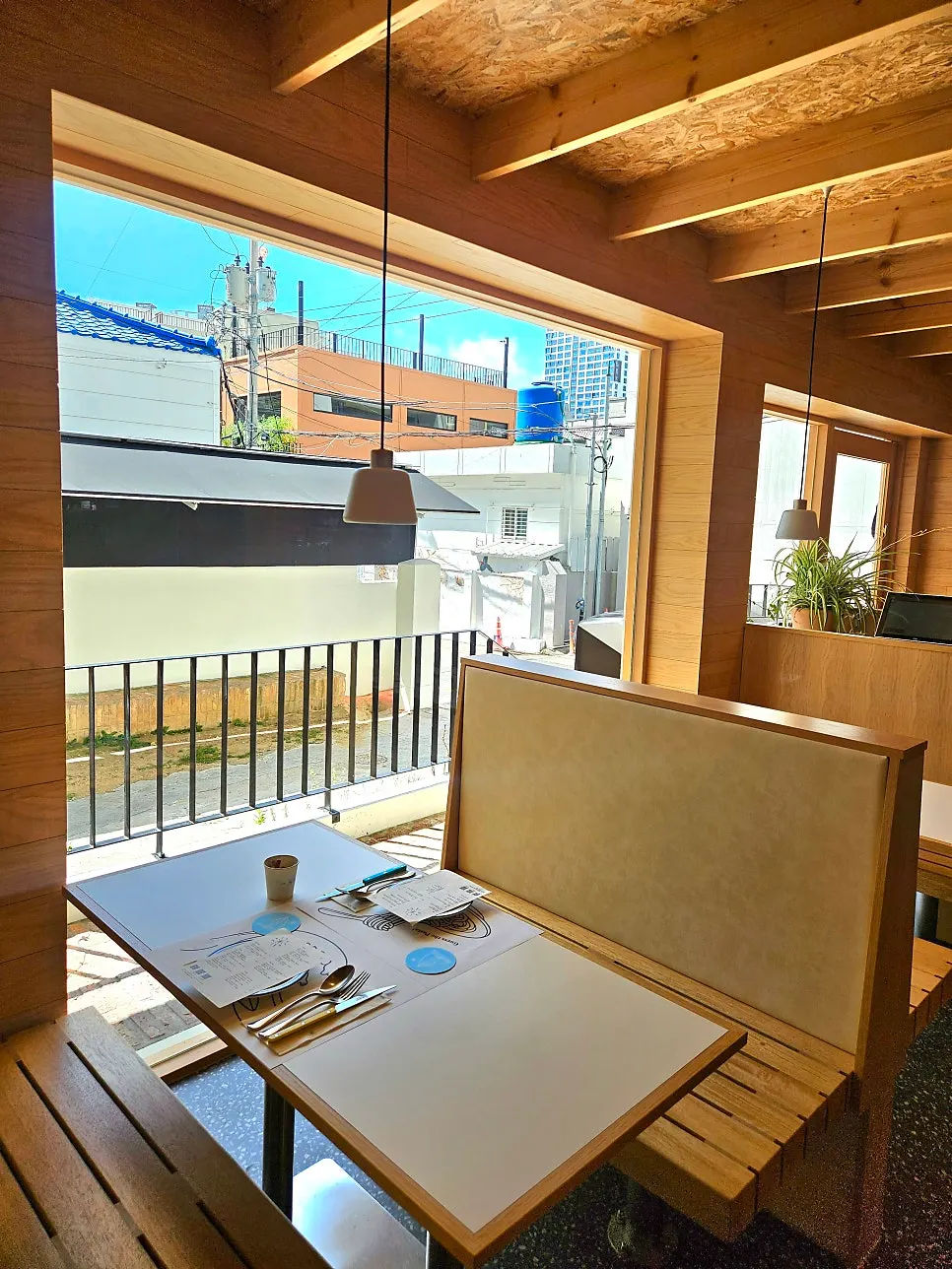 Table seating under soft ambient lighting