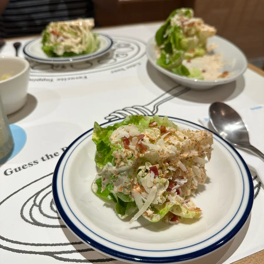 Butterhead lettuce house salad