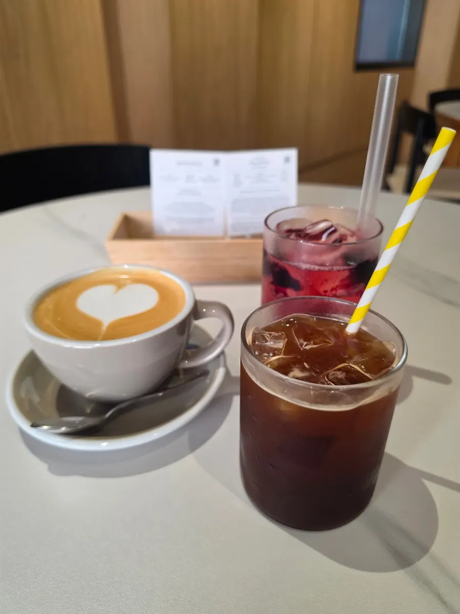 Coffee and drinks served at the table
